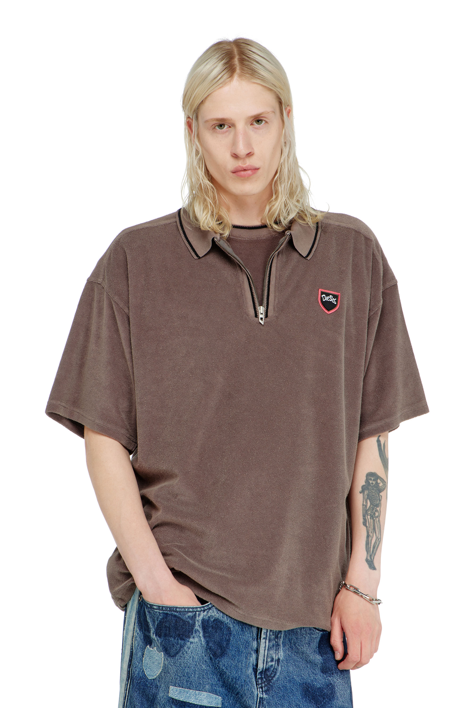 Diesel - T-SPONGY-ZIP, Herren Chenille-Poloshirt mit shield patch in Braun - 1