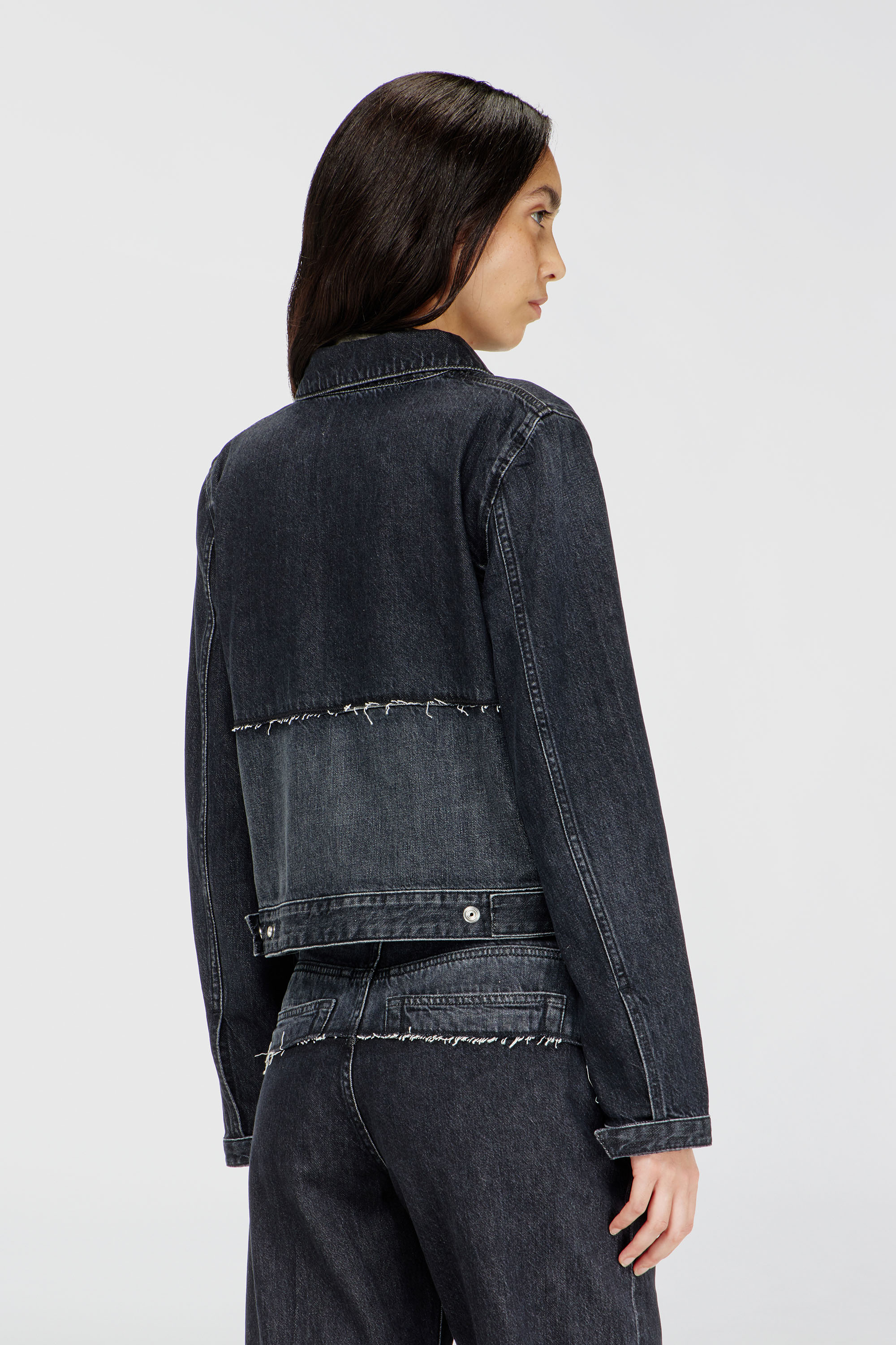 Diesel - DE-KATO-SE, Damen Jacke aus segmentiertem Denim in Schwarz/Dunkelgrau - 4