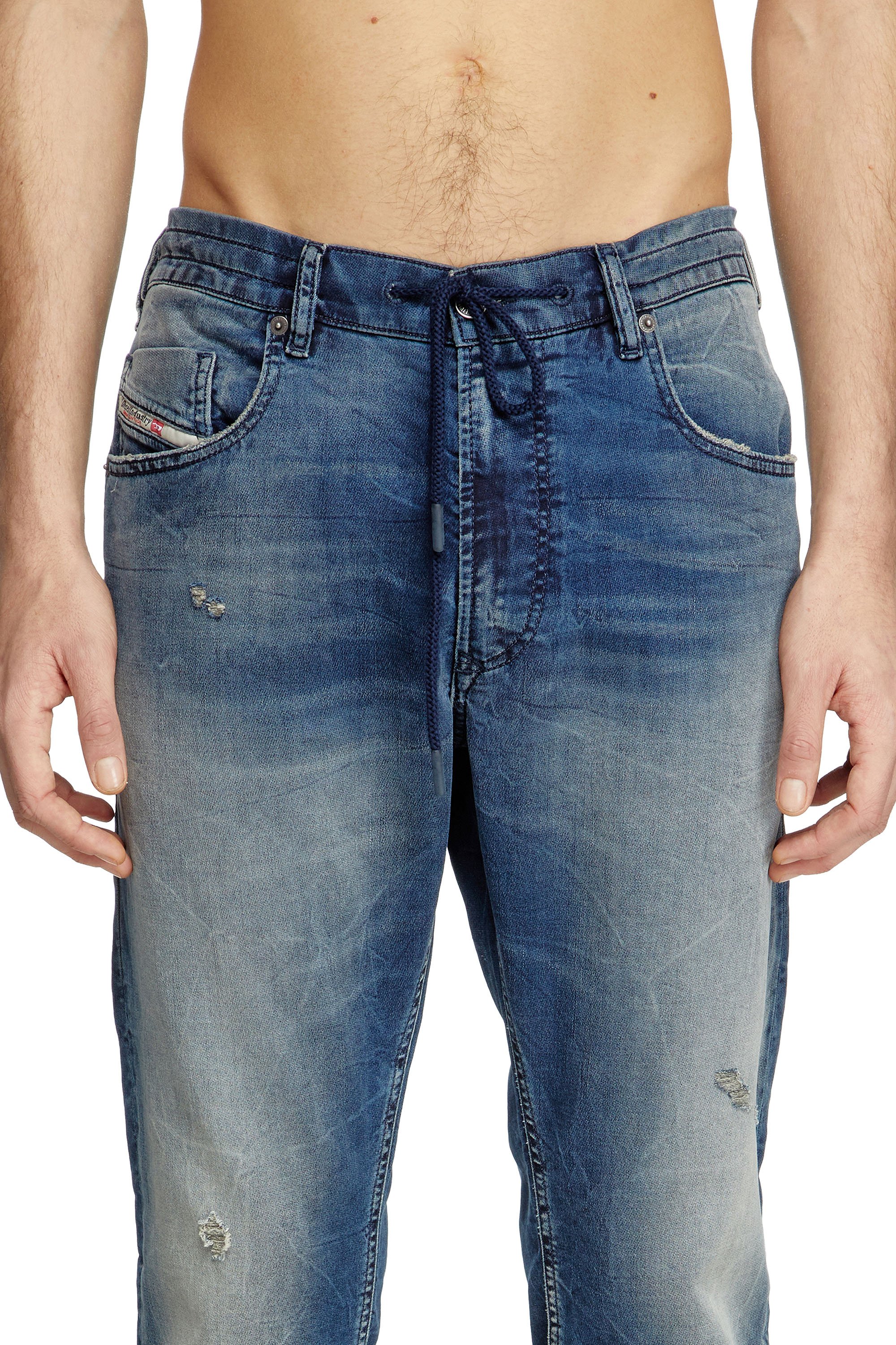 Diesel - Regular 2030 D-Krooley Joggjeans® 068PI Uomo, Blu medio - Image 5