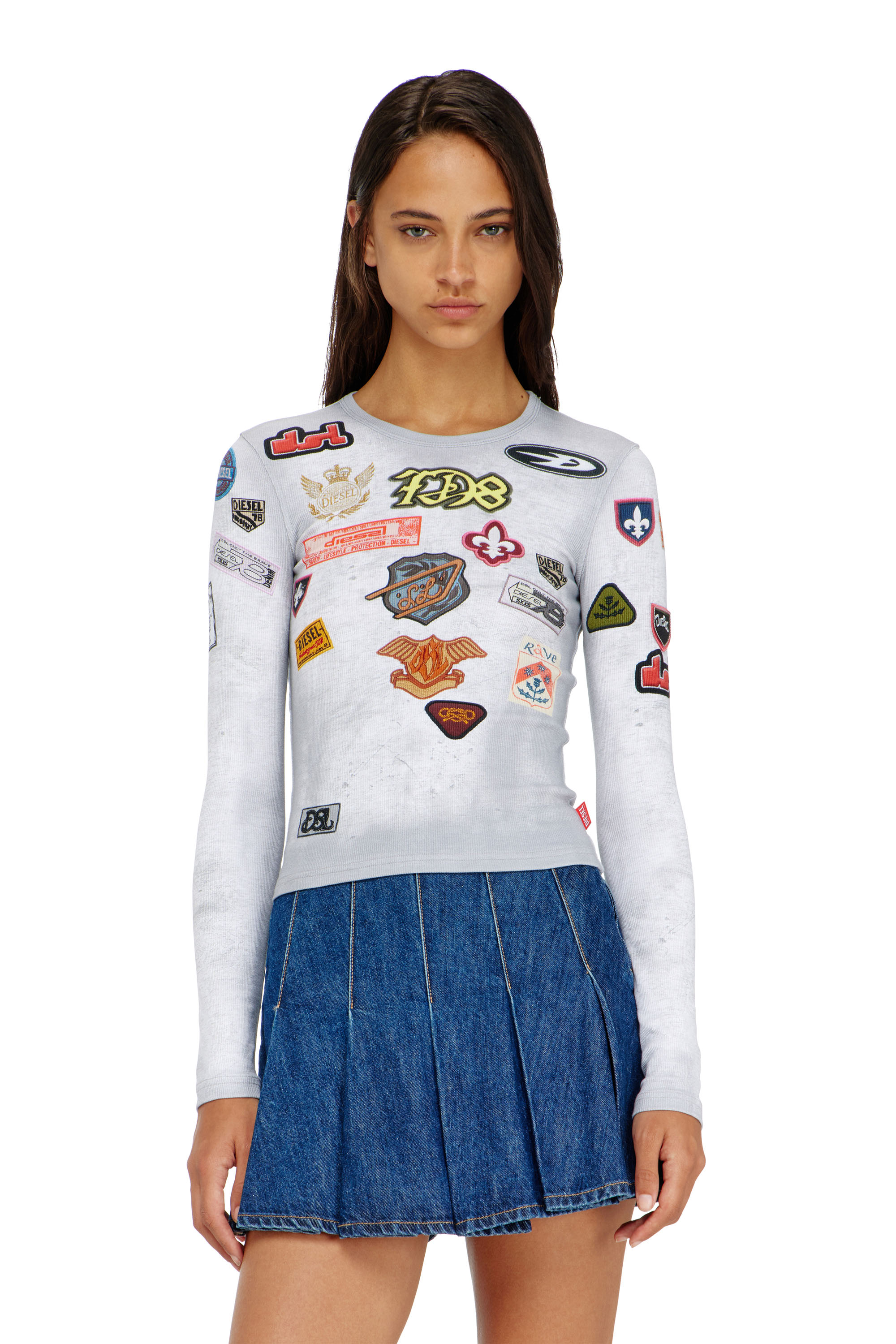 Diesel - T-ELE-LONGSLEEVE, Top en jersey c&ocirc;tel&eacute; avec imprim&eacute; patch all-over Femme in ToBeDefined - 1