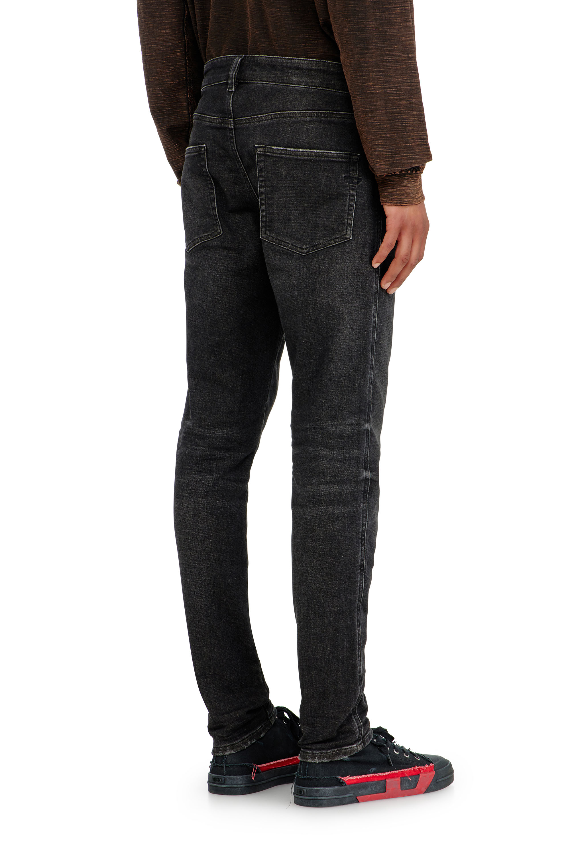 Diesel - Slim 2062 D-Strukt Joggjeans&reg; 09P92 Homme, Noir/Gris fonc&eacute; - Image 4