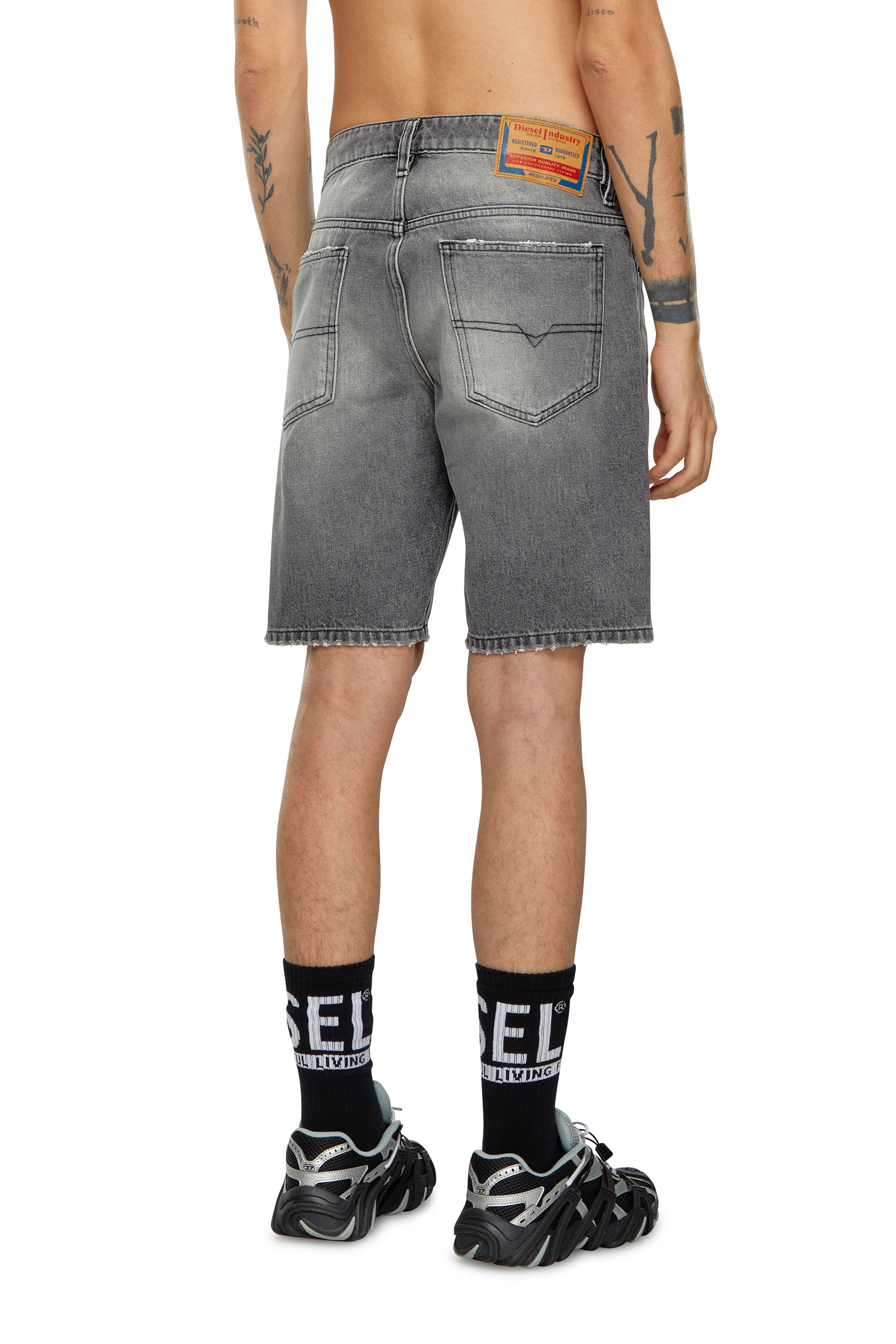 Diesel - D-FIN, Short slim in denim Uomo in Grigio - 4