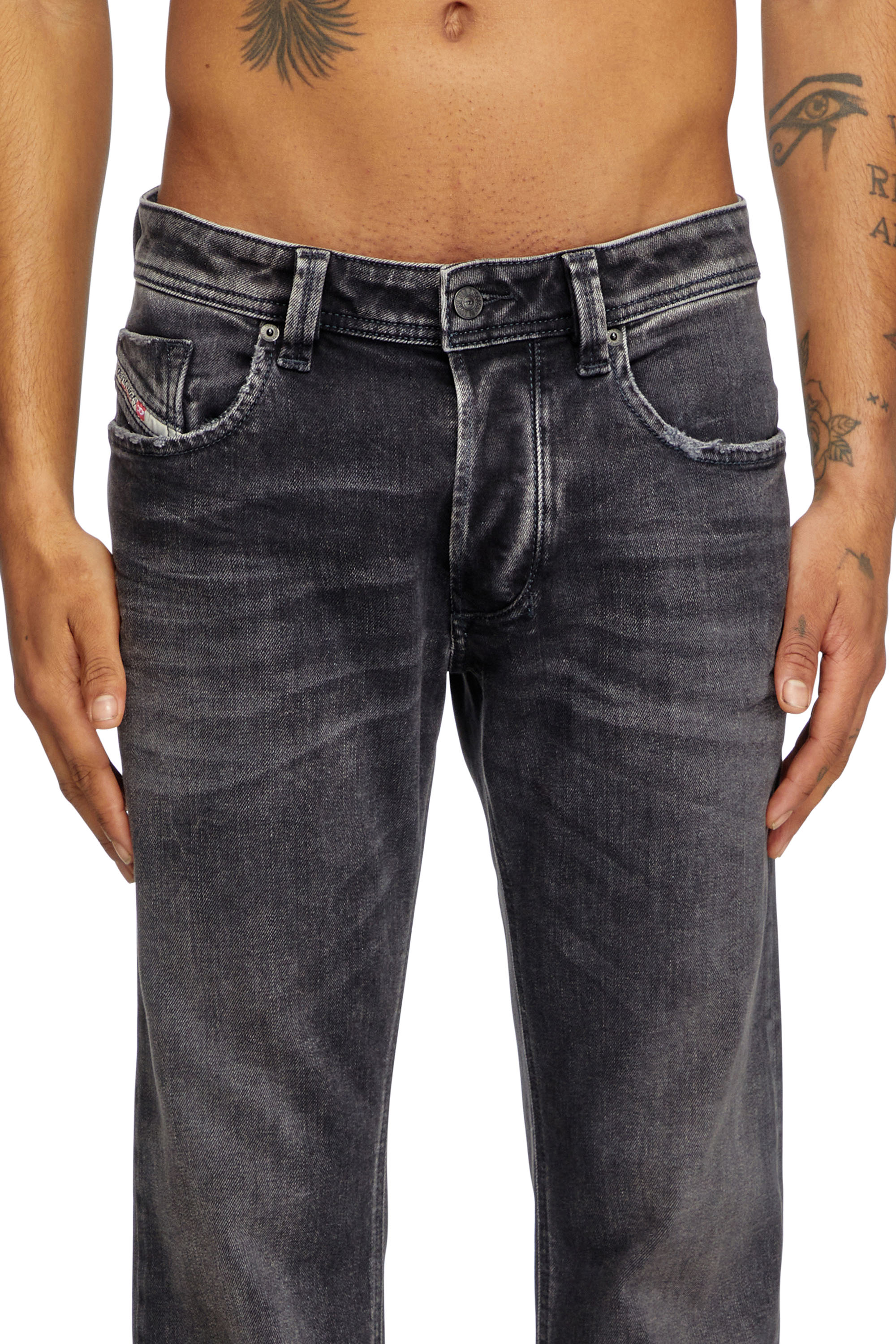 Diesel - Regular Jeans 1985 Larkee 09K51 Uomo, Nero/Grigio scuro - Image 5