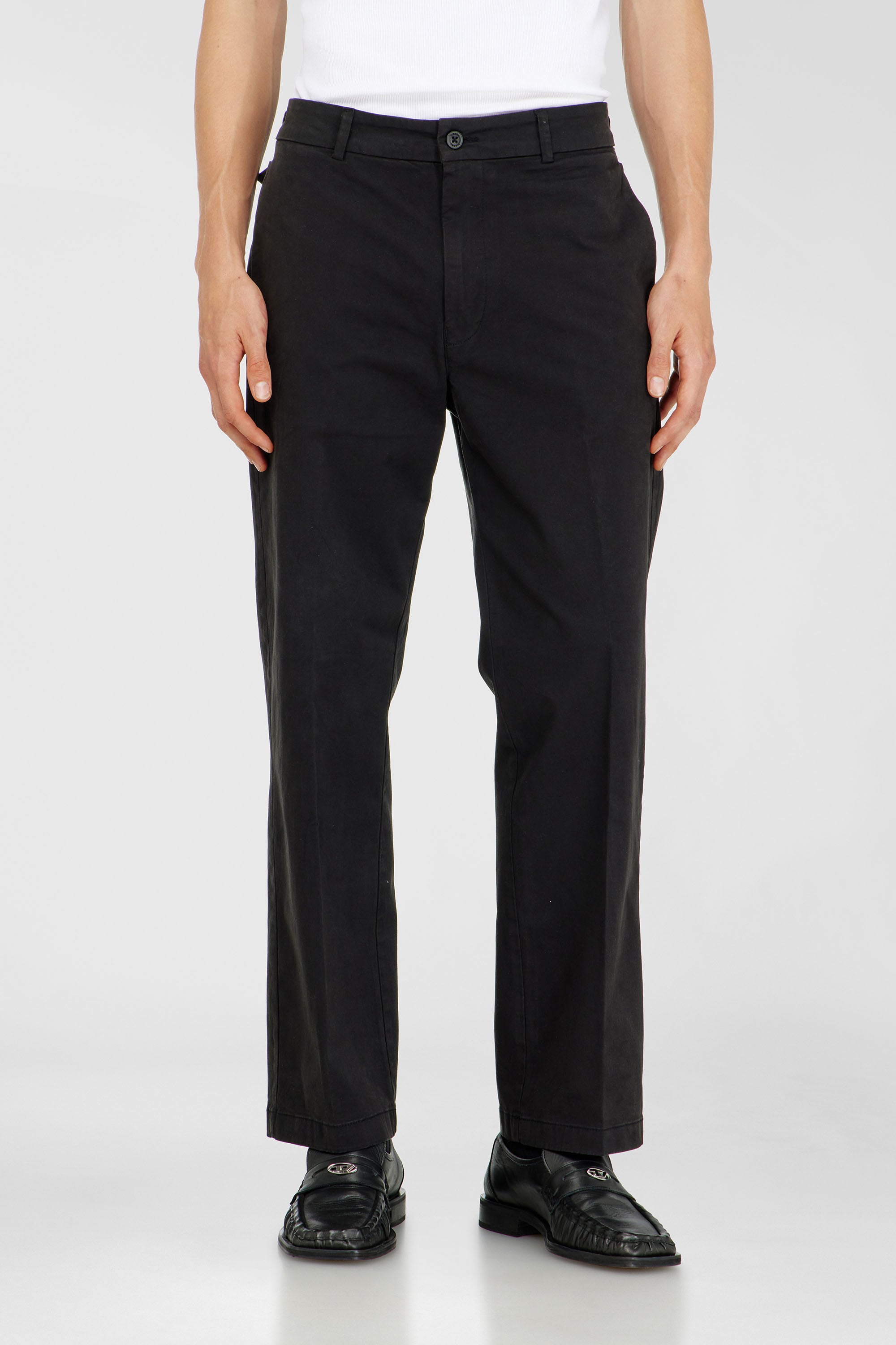 Diesel - P-LARS-VILLAGE-T92, Pantalon en coton avec poches lat&eacute;rales Homme in Noir - 1