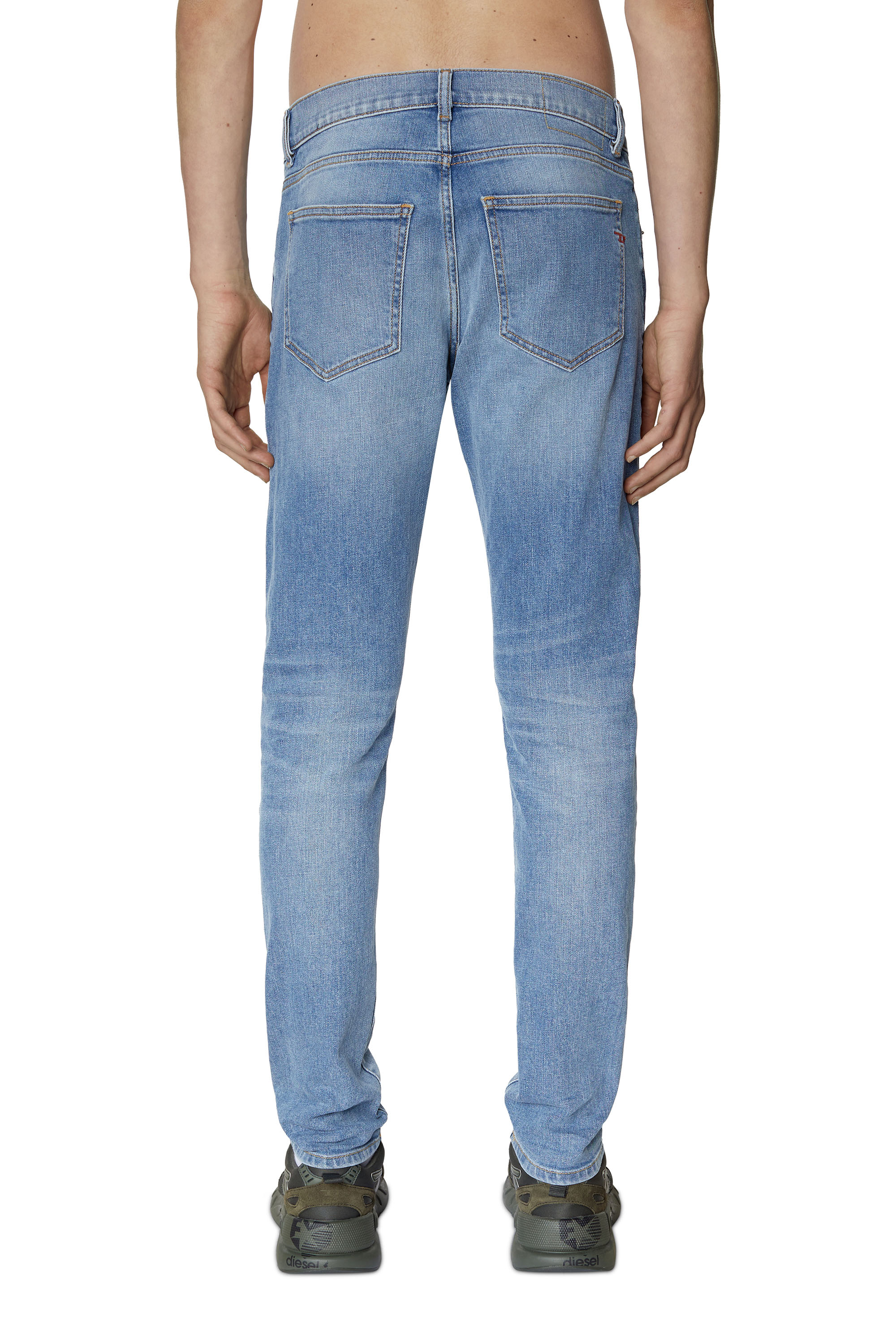 Diesel - 2019 D-STRUKT 09E13 Slim Jeans, Bleu Clair - Image 2
