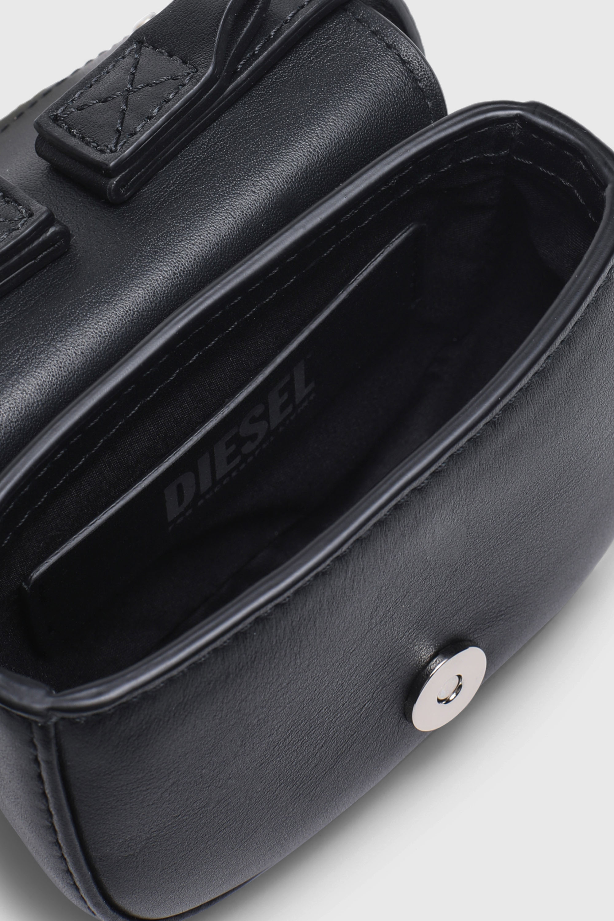 Diesel - 1DR XS, 1DR XS-Mini sac iconique avec plaque D logo Femme in Noir - 2