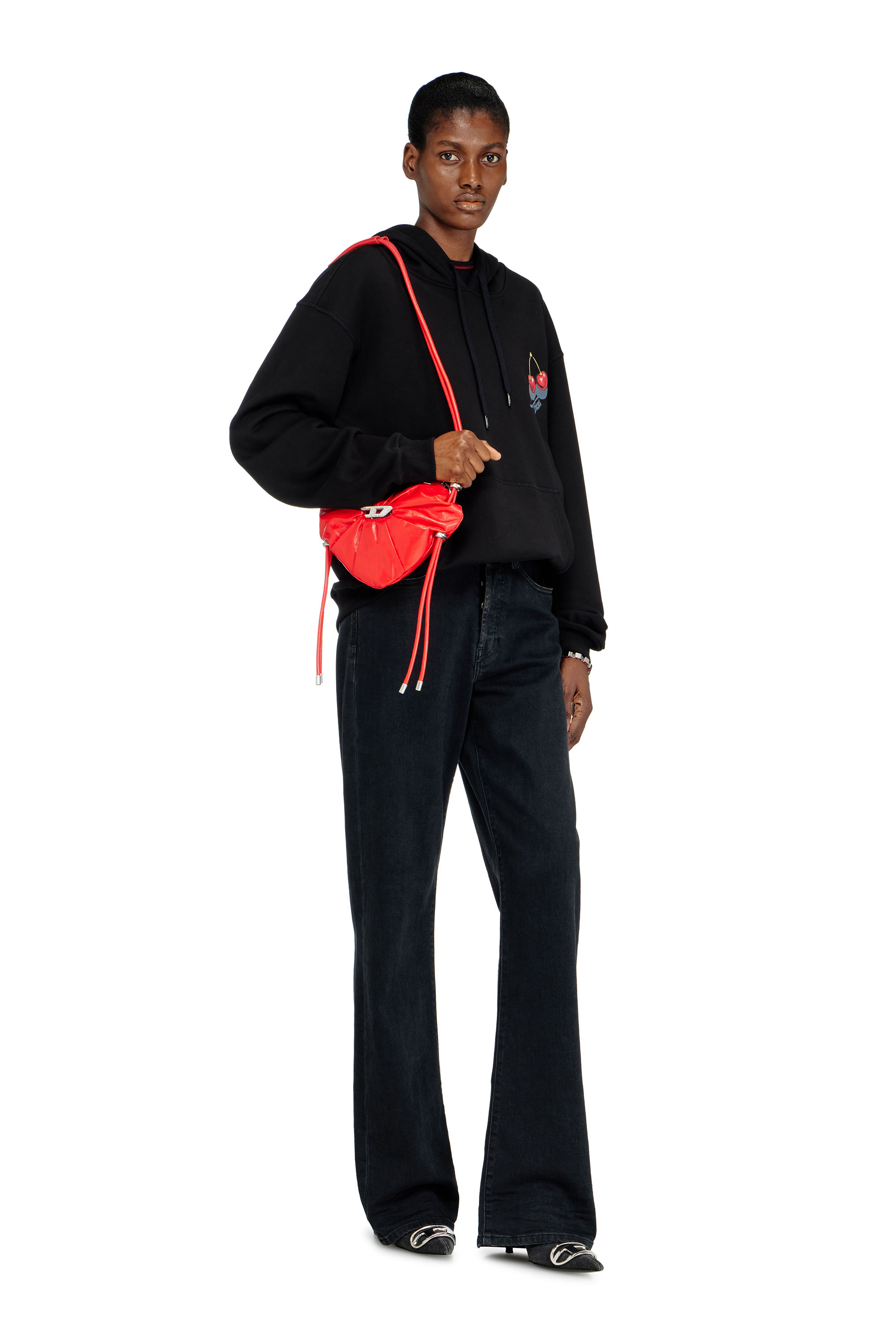 Diesel - SCRUNCH-D HEART, Scrunch-D-Heart-Sac &agrave; bandouli&egrave;re en cuir froiss&eacute; Femme in Rouge - 7