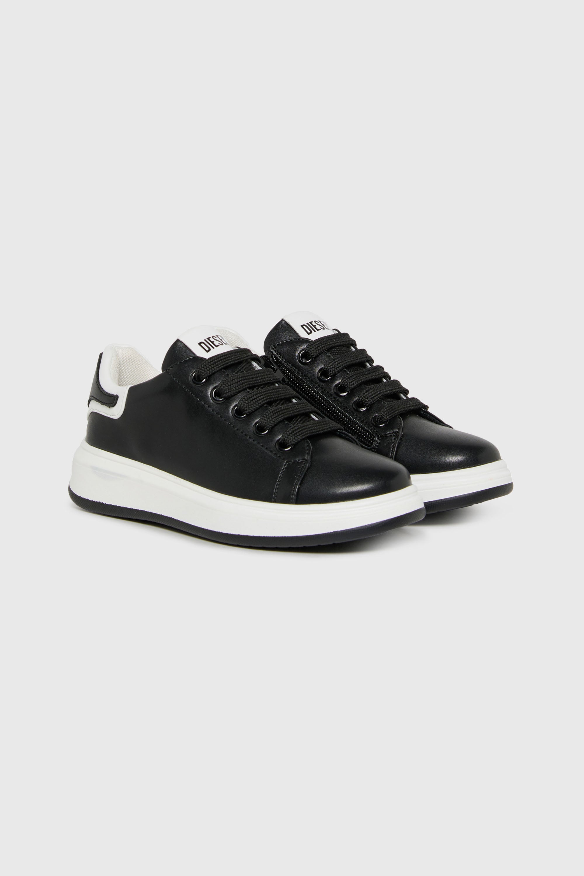 Diesel - S-MEQUIPLA, Unisex S-MEQUIPLA-Sneakers mit kontrastierenden Bes&auml;tzen in Schwarz - 2