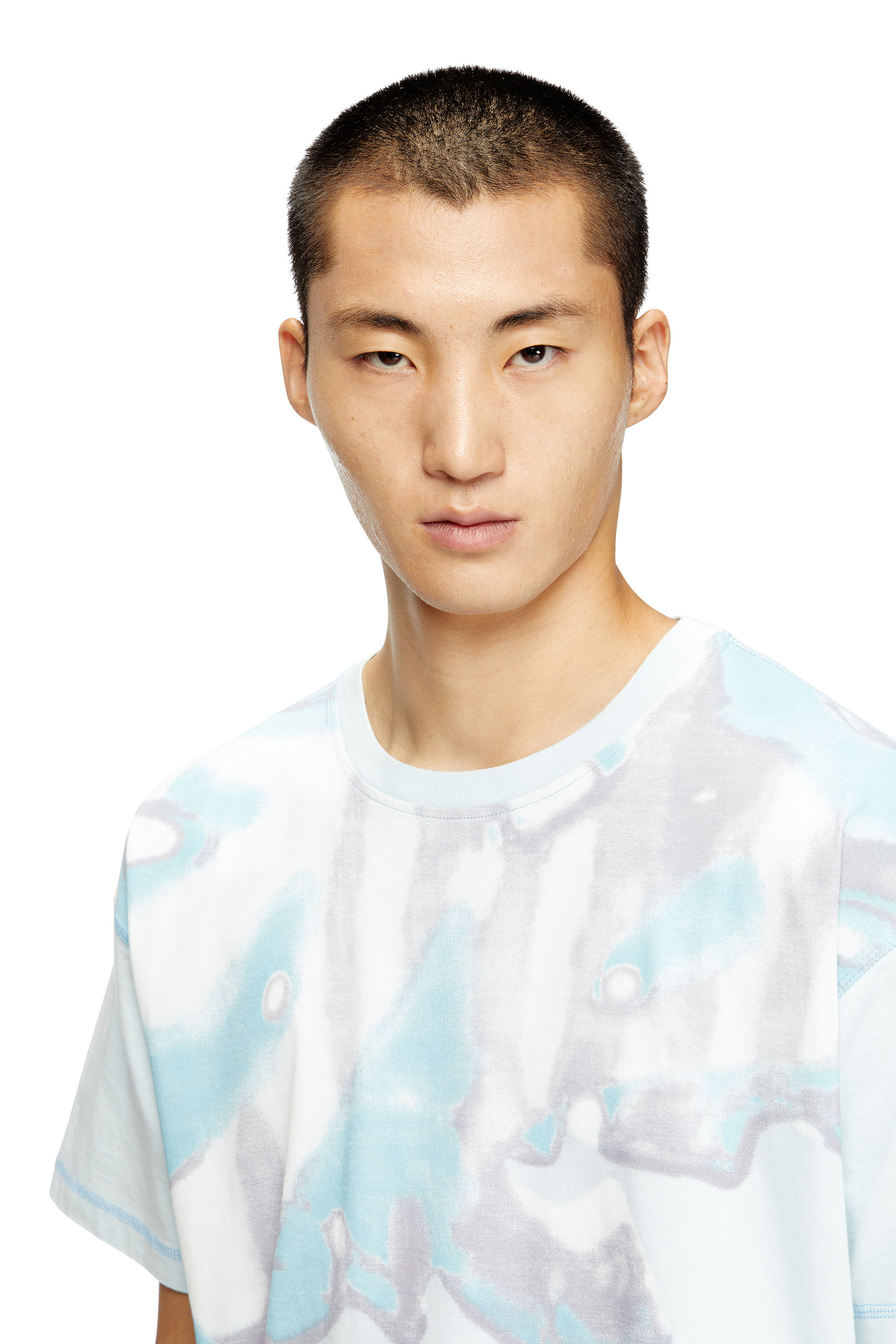 Diesel - T-GASPARD-IHBJ, T-shirt avec imprimé graphique délavé Homme in Bleu - 5