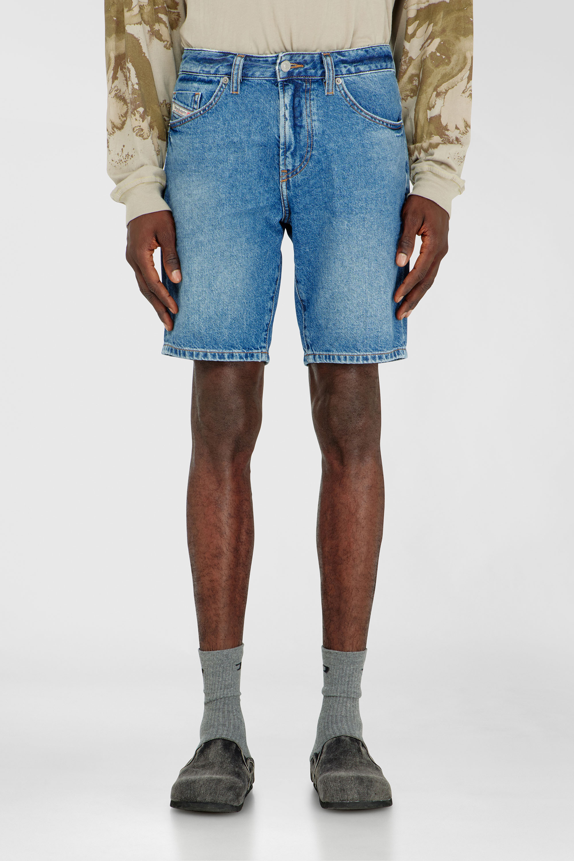 Diesel - D-FIN, Herren Schmale Shorts aus Clean-Wash-Denim in Blau - 3