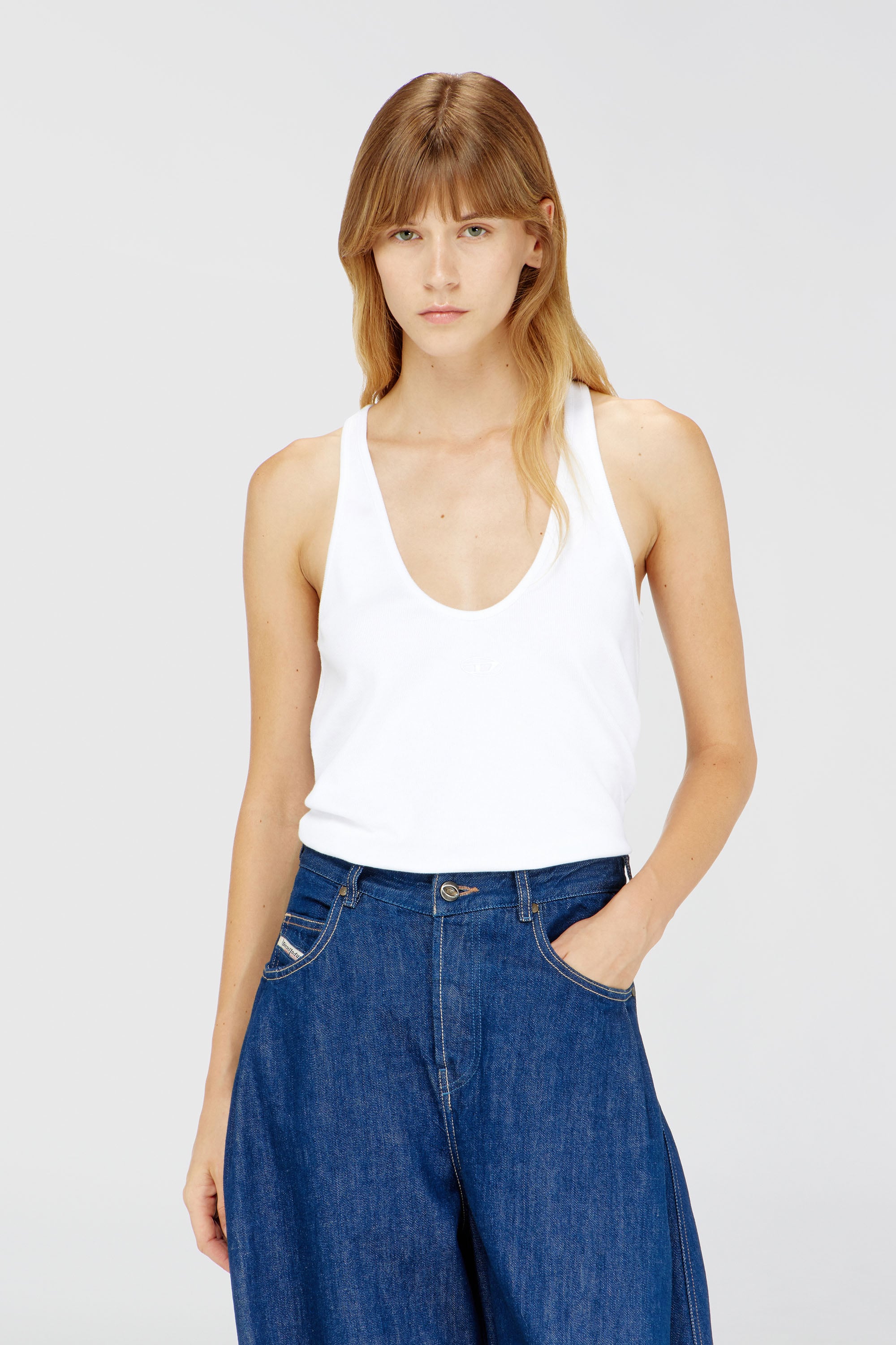 Diesel - T-IPSYA-LKDS, Canotta a costine con Oval D Donna in Bianco - 3