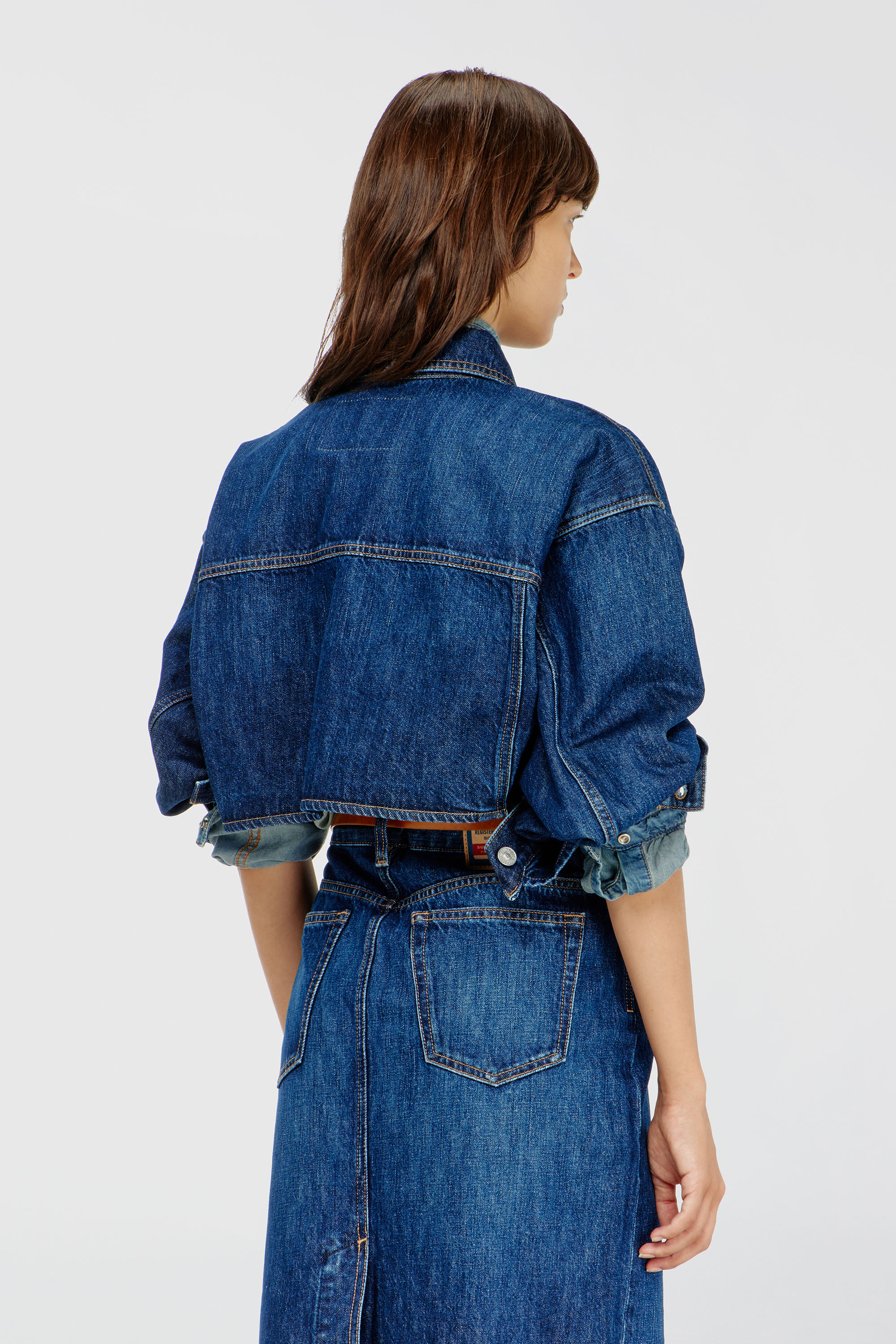 Diesel - DE-MALLEY, Veste trucker en denim cropped oversize Femme in Bleu - 4
