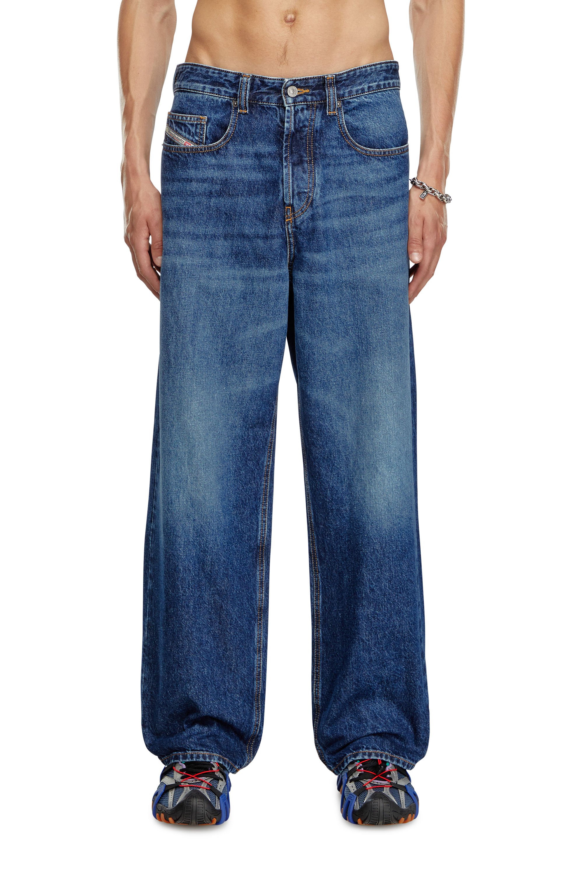 Diesel - Homme Straight Jeans 2001 D-Macro 09I27, Bleu moyen - Image 1