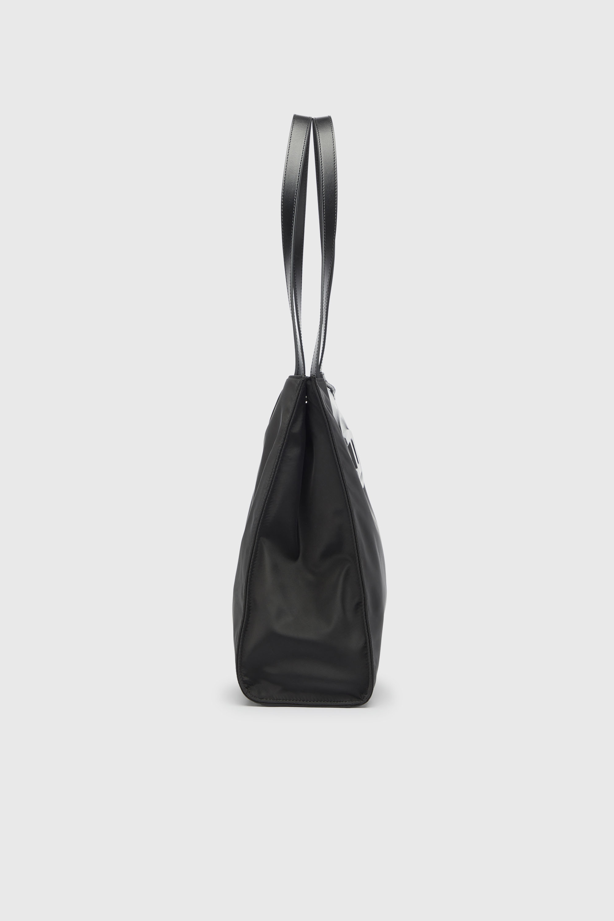 Diesel - 1DR TOTE E/W, 1DR - Sac shopping en nylon avec rabat en cuir Mixte in Noir - 4