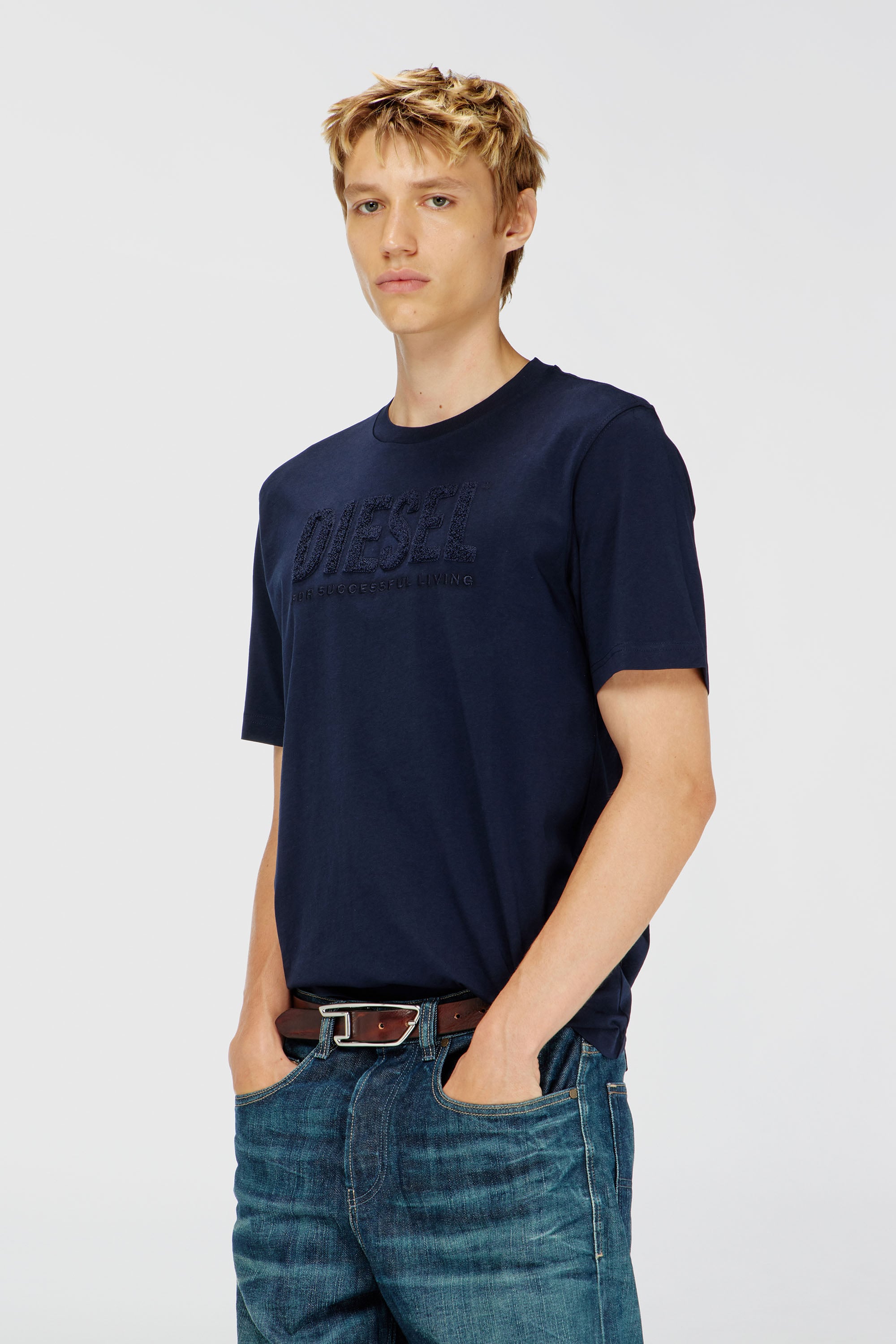 Diesel - T-JUST-OVA-T92, T-shirt in cotone con stampa logo Diesel tono su tono Uomo in Blu - 1