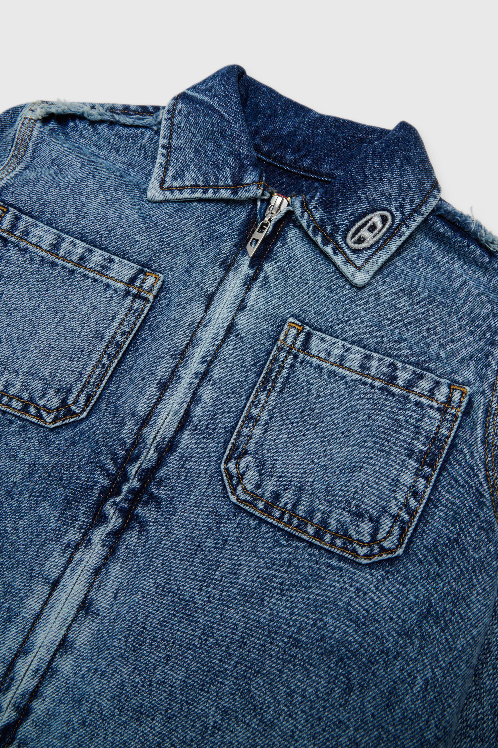 Diesel - CELKA, Damen Jeanshemd mit Rei&szlig;verschluss und ausgefranstem Detail in Mittelblau - 3