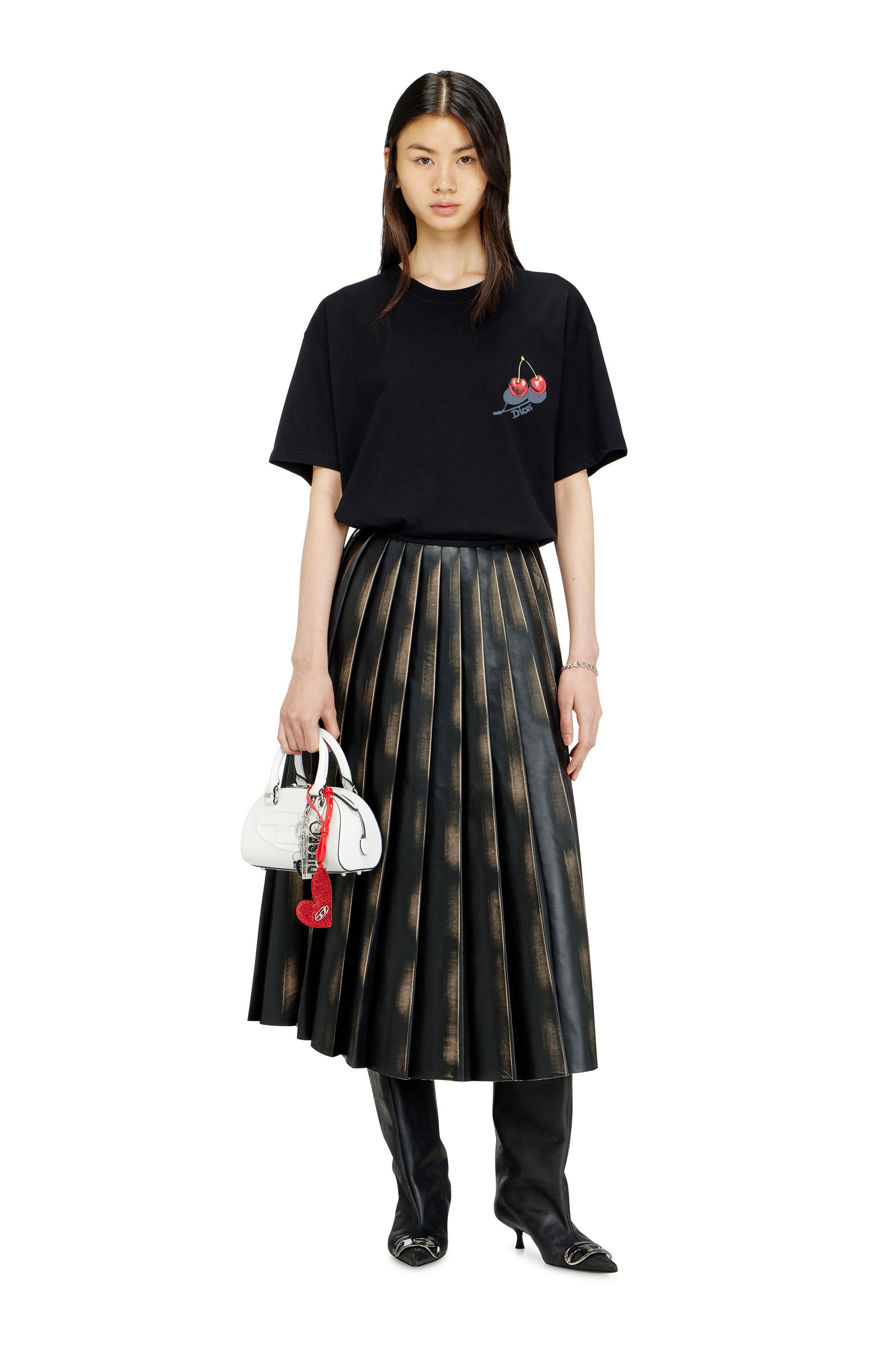 SV-T-NORM-CHER, Nero