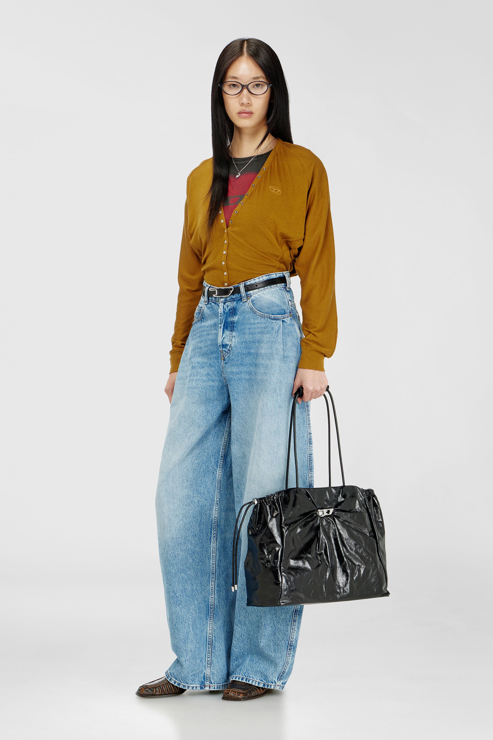 Diesel - SCRUNCH-D TOTE E/W, Scrunch-D - Borsa tote in pelle lucida effetto stropicciato Donna in Nero - 2
