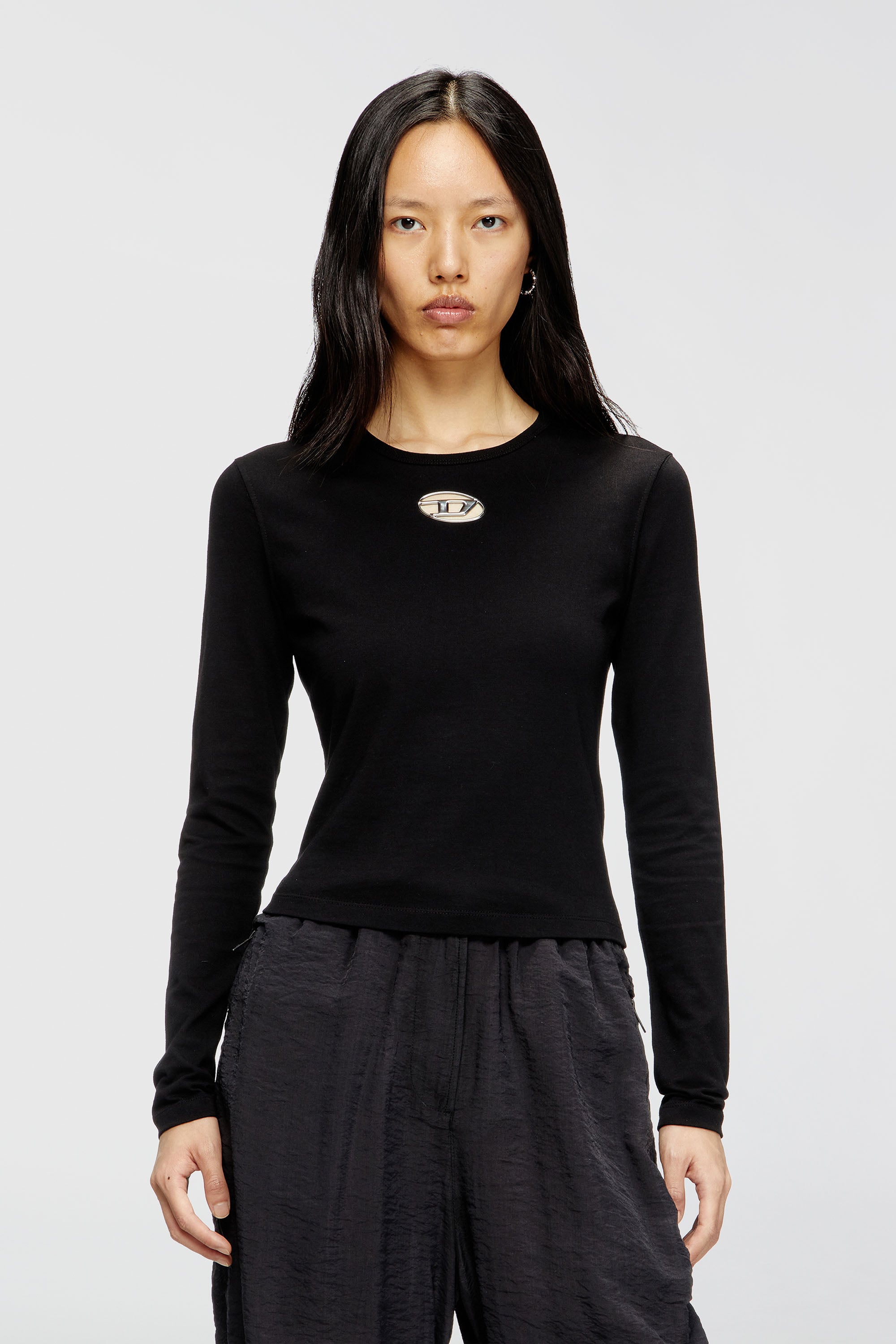 Diesel - T-UNCUTIE-LONG-LS-OD, Top a maniche lunghe con Oval D cut-out Donna in Nero - 1