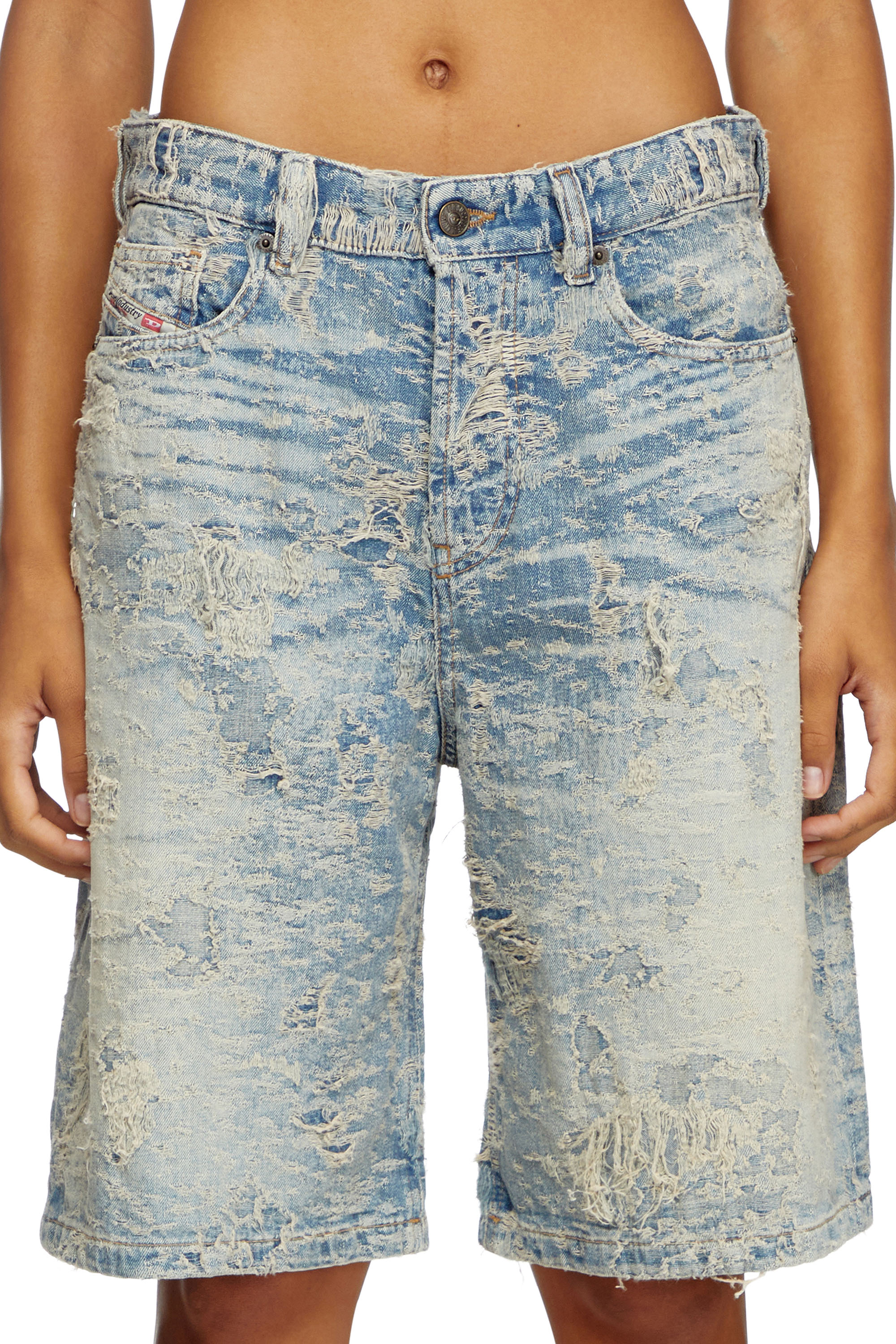 Diesel - DE-SIRE-SHORT-FSF, Short en denim jacquard effet sali Femme in Bleu - 5