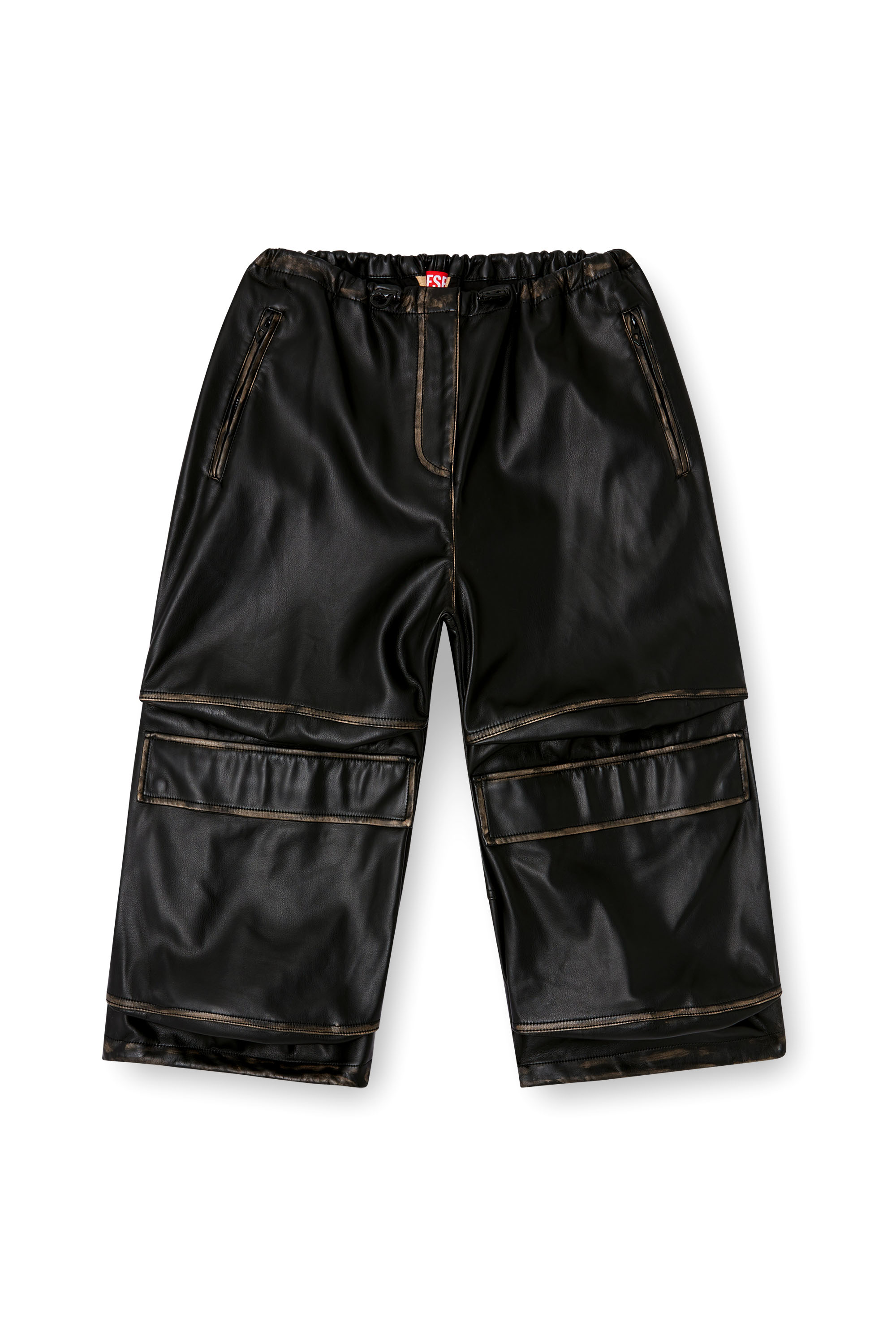 Diesel - P-DAYETZ-SHORT-FEM, Bermuda cargo en similicuir Femme in Noir - 3