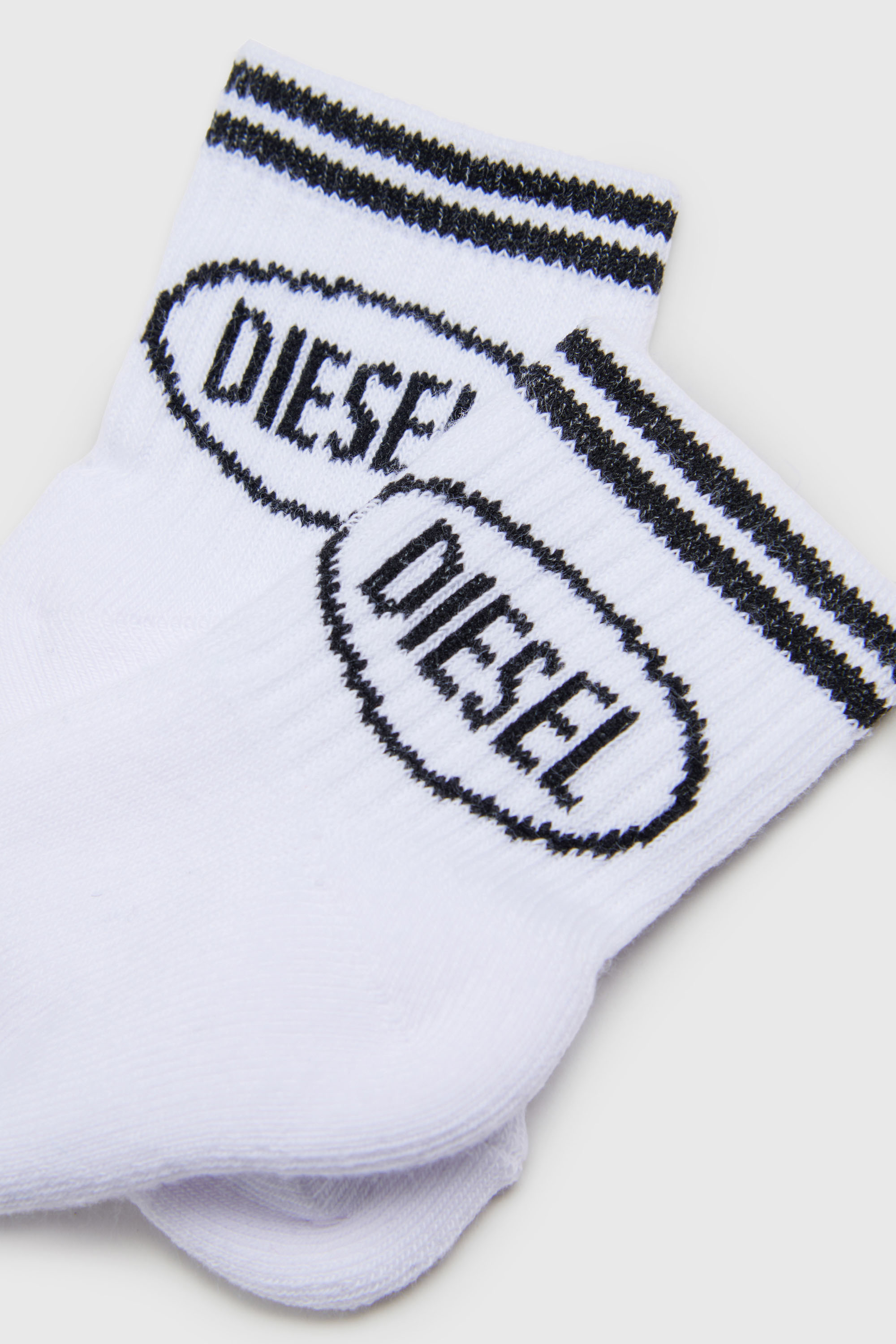 Diesel - ZOLPYB, Unisex Baumwollsocken mit gestreiften B&uuml;ndchen in Weiss/Schwarz - 2