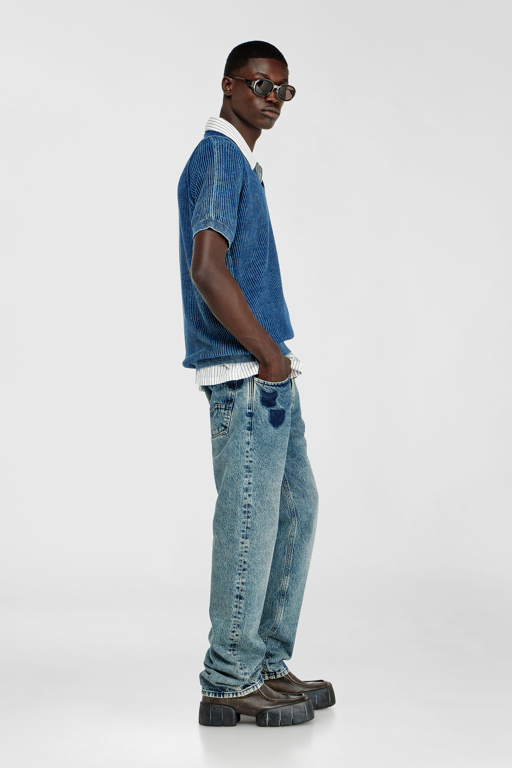 Diesel - Regular Jeans 1985 Larkee 0IFBV Homme, Bleu moyen - Image 2