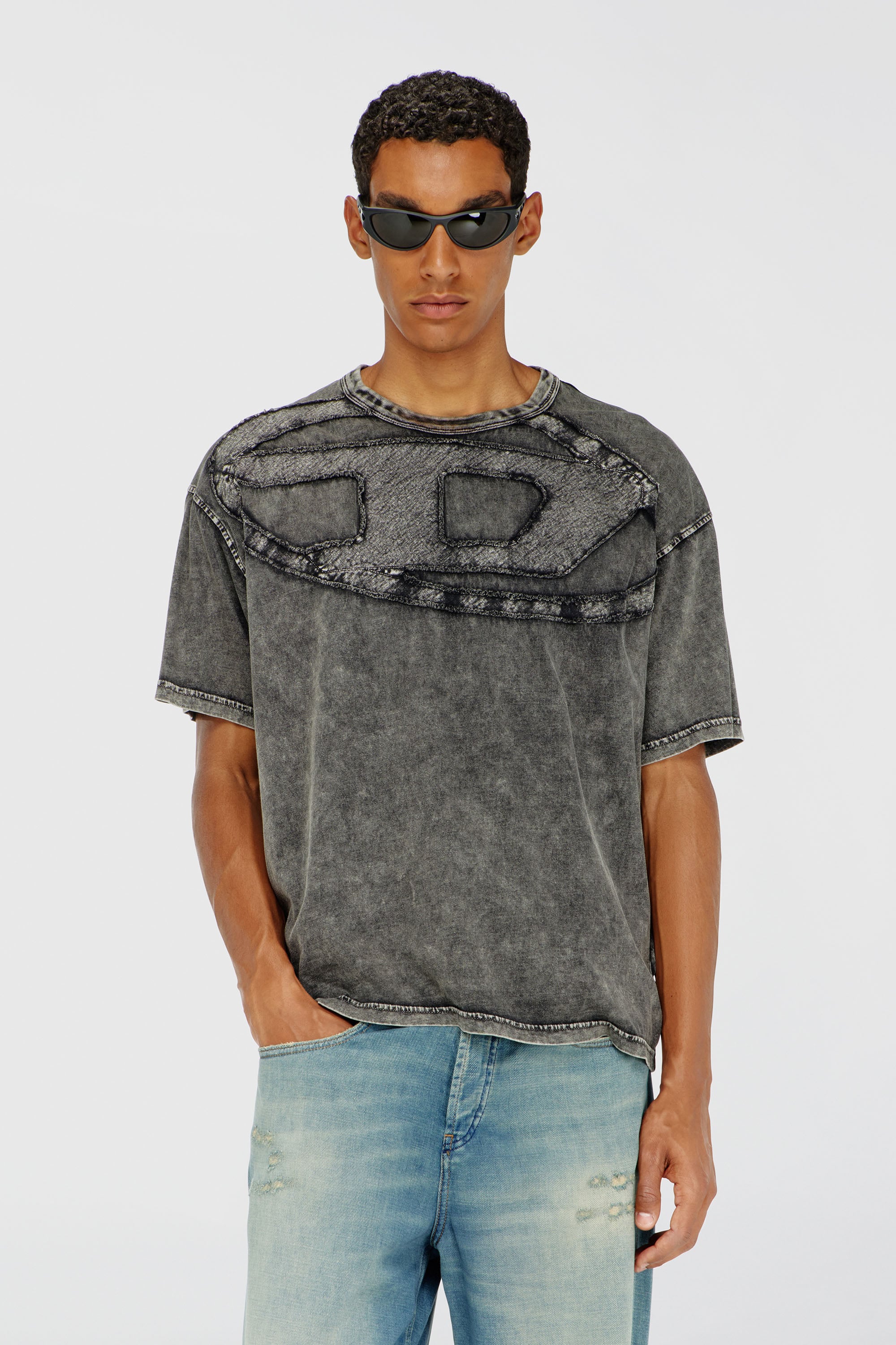 Diesel - T-BOXT-DEN, Herren Lockeres Baumwoll-T-Shirt mit Oval-D-Applikation in Schwarz - 1
