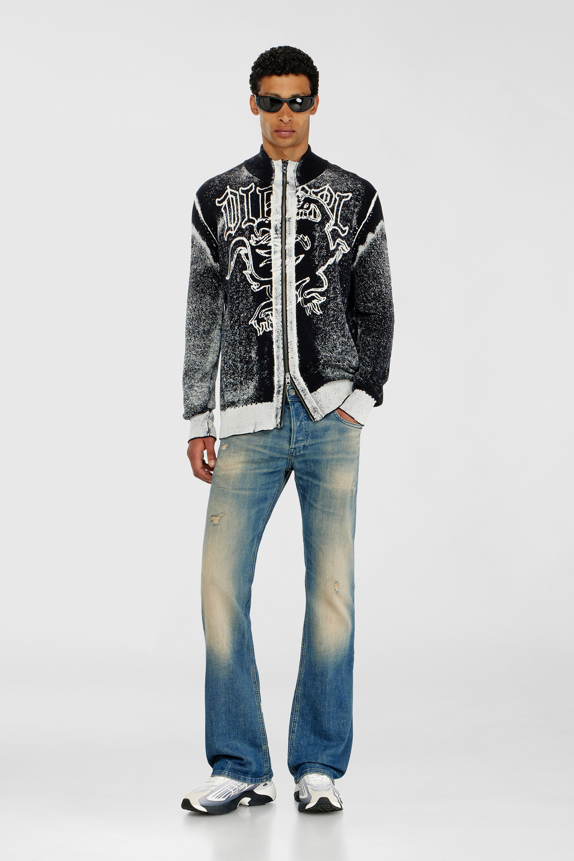 Diesel - Bootcut Jeans 2007 Zatiny 0KBBW Uomo, Blu medio - Image 1