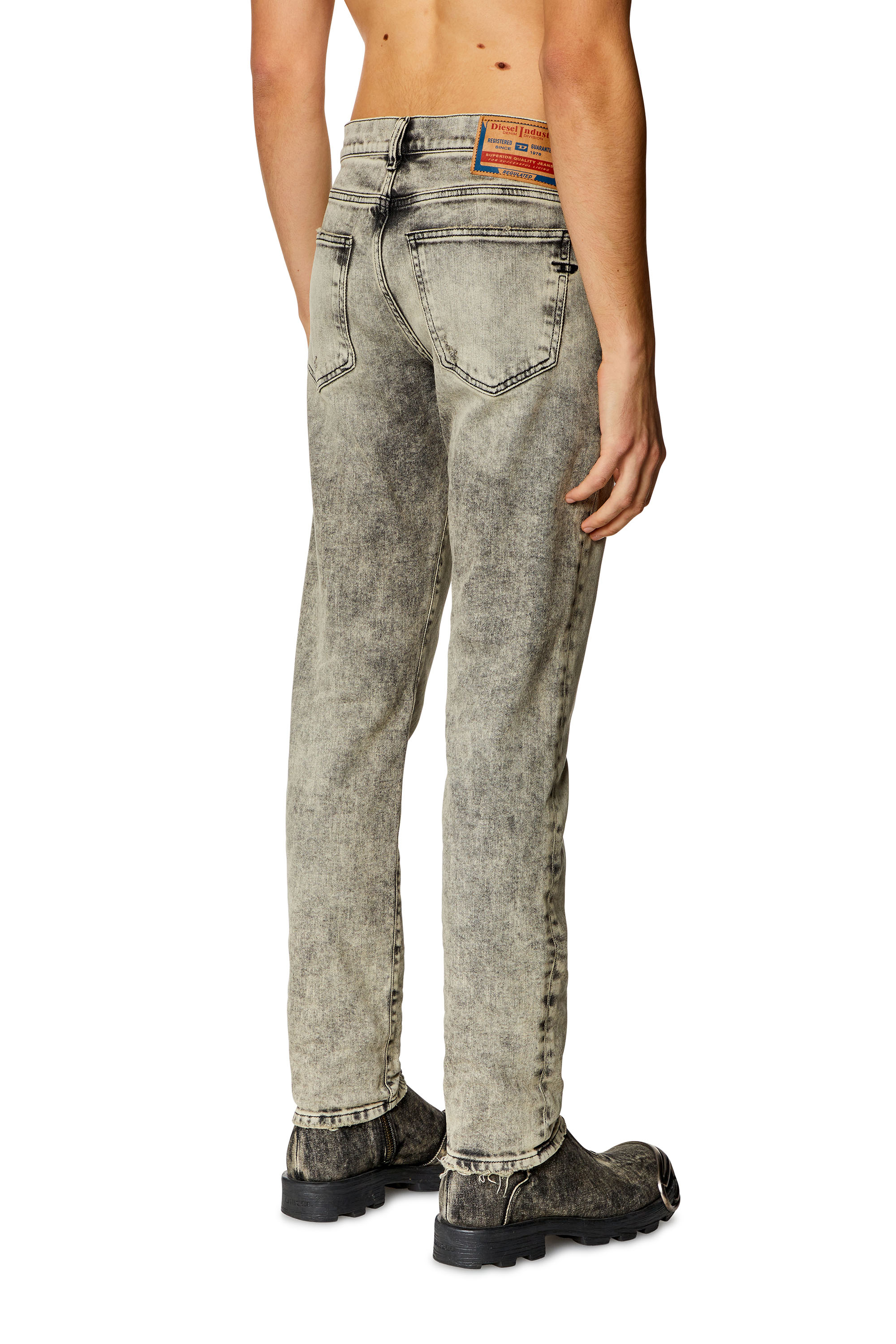 Diesel - Slim Jeans 2019 D-Strukt 09H56, Grey - Image 3